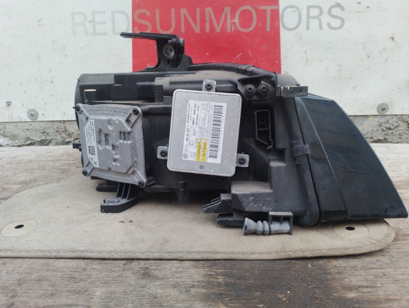 Фара передняя левая на Audi A4 B8 / Ауди А4 Б8 2007-2015г.\nОригинал.\nВ отличном состоянии. Без дефектов.\nГарантия на установку и проверку.\nКонтрактная запчасть из Японии. \nОтправим в регионы ТК.\nНа этот автомобиль есть и другие запчасти.