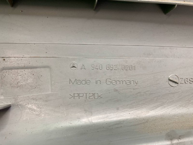 Накладка стойки KAMAZ 5490-DC