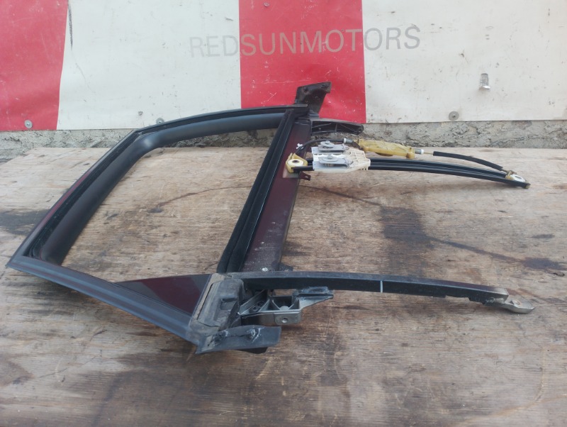 Рамка задней правой двери седан и стеклоподьемник на Audi A6 C6 4F / Ауди А6 С6 4Ф 2006-2012г.\nОригинал.\nВ отличном состоянии. Без дефектов и повреждений.\nГарантия на установку и проверку.\nКонтрактная запчасть из Японии. \nОтправим в регионы ТК.\nНа э