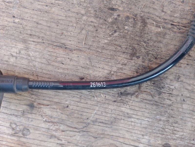 Датчик ABS передний на БМВ 5 Е60 Е61 / BMW 5 Е60 Е61 2003-2009г.\nОригинал.\nВ отличном состоянии. Без дефектов.\nГарантия на установку и проверку.\nКонтрактная запчасть из Японии. \nОтправим в регионы ТК.\nНа этот автомобиль есть и другие запчасти.\nПрим