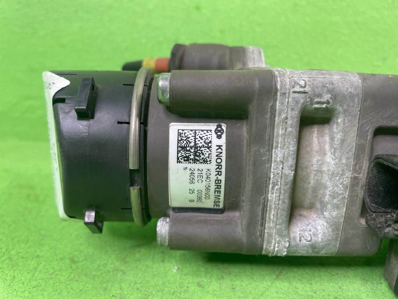 Кран тормозной EBS RVI PREMIUM