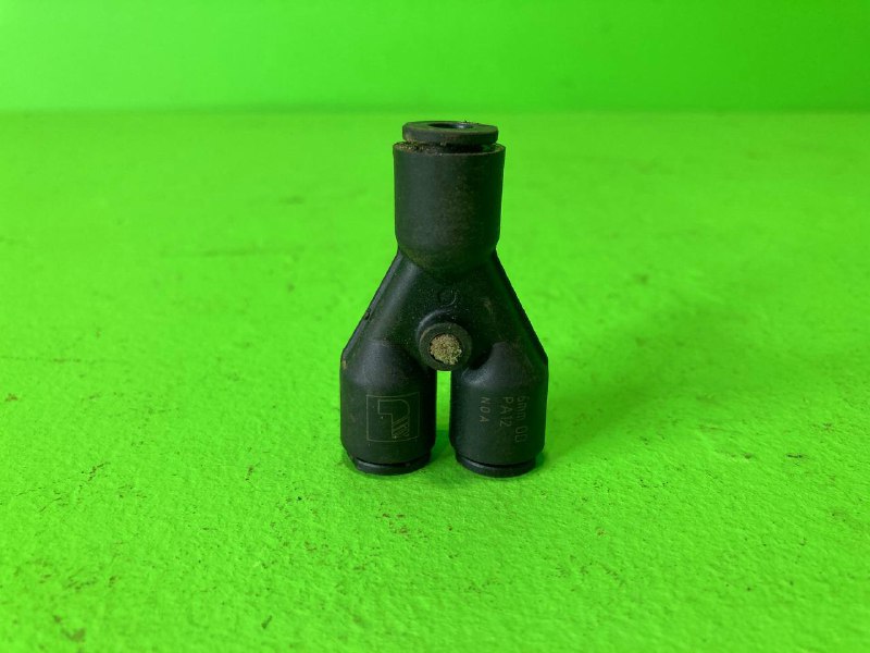 Соединитель Y-образный 6/6/6mm RVI PREMIUM