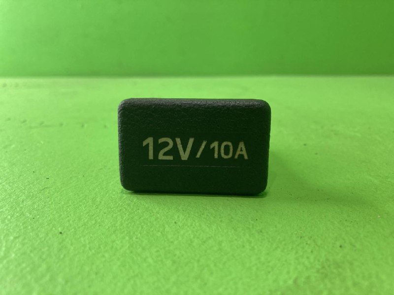 Розетка RVI PREMIUM