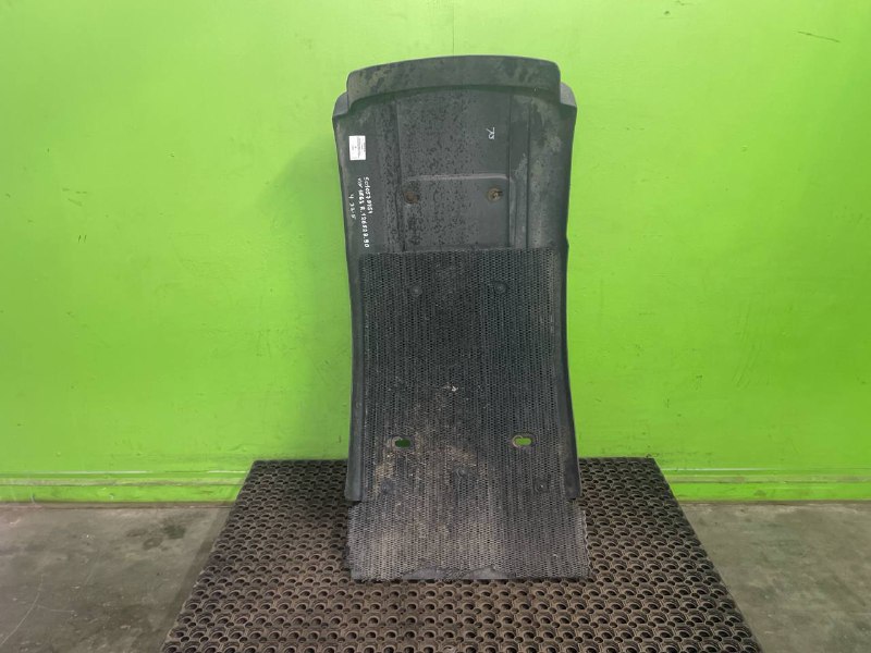 Крыло RVI PREMIUM