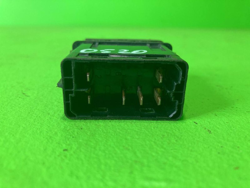 Включатель клавишный RVI PREMIUM