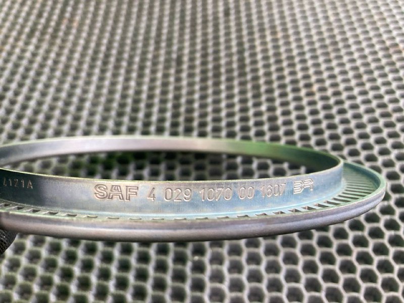 Кольцо ступицы АВТОЗАПЧАСТИ (УЦЕНКА)