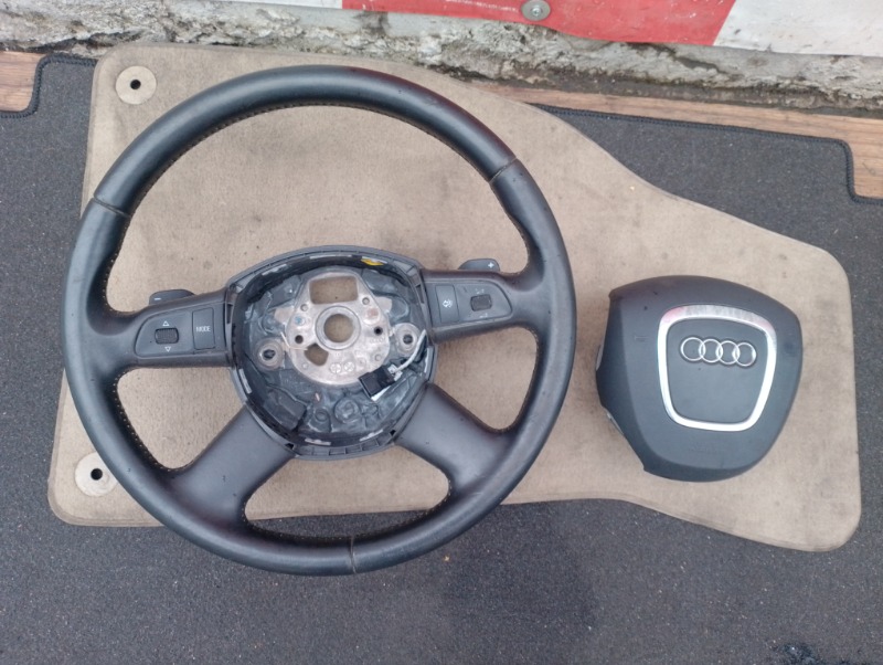 Рулевое колесо руль кожа с подушкой безопасности AIR BAG на Audi A6 C6 4F / Ауди А6 С6 2006-2012г.\nОригинал.\nПрисутствуют  небольшие дефекты.\nКонтрактная запчасть из Японии. Отправим в регионы ТК.