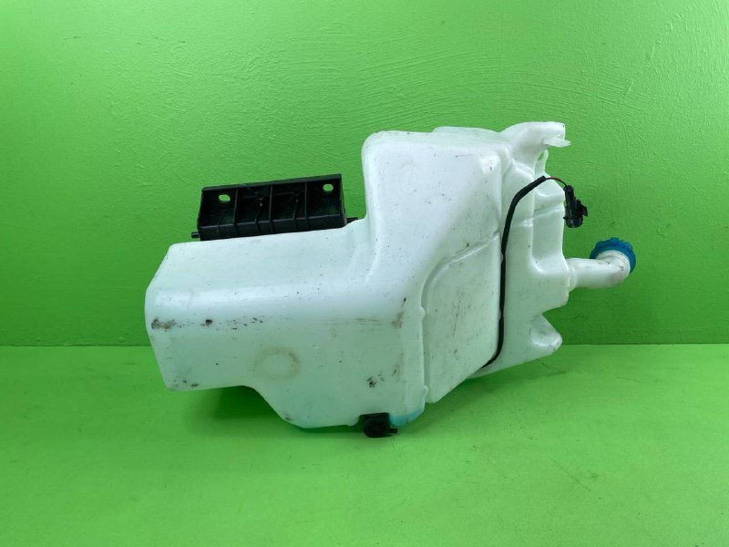 Бачок омывателя стекла FAW J7