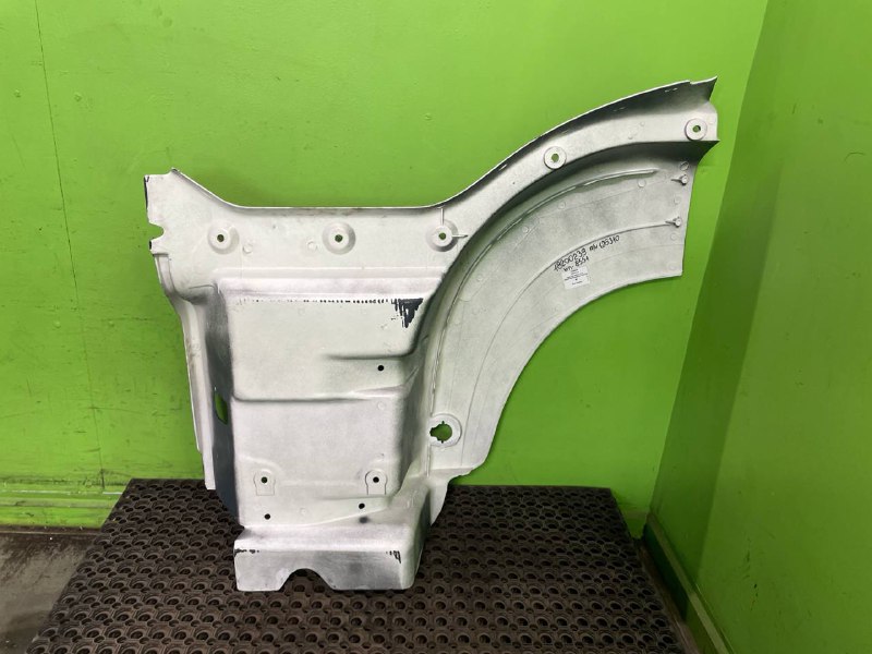 Подножка MAN TGX