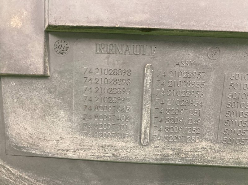 Крыло кабины RVI PREMIUM