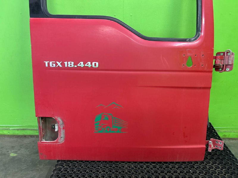 Дверь MAN TGX
