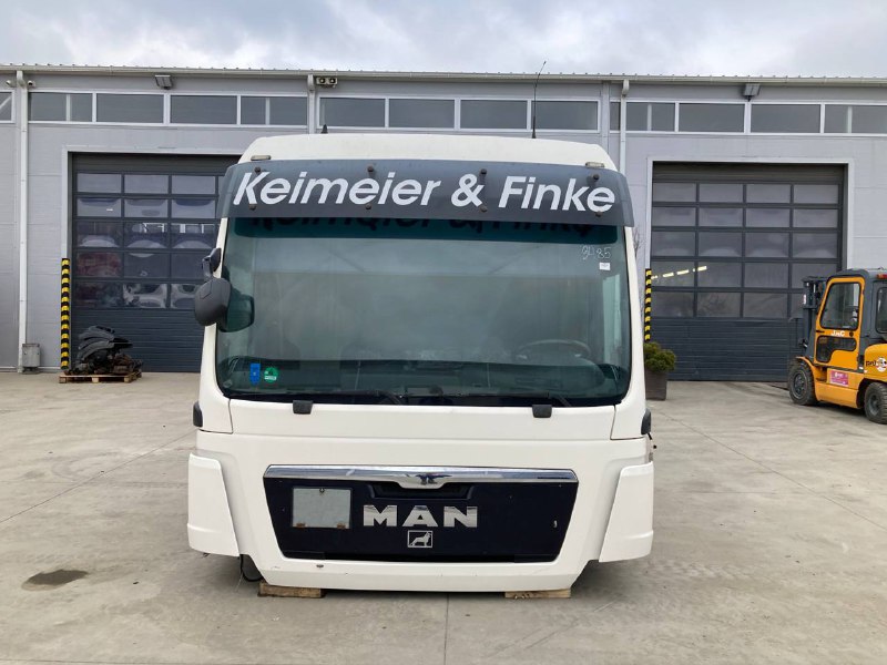 Кабина MAN TGX