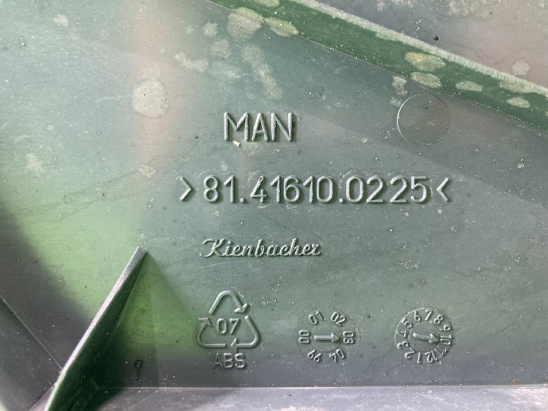 Накладка бампера MAN TGA