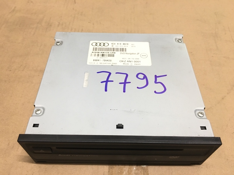 Блок модуль управления системы навигации / проигрыватель Aisin CD DVD / navigation system на Audi A6 C6 4F / Ауди А6 С6 2006-2012г.\nОригинал.\nВ отличном состоянии. Рабочий.\nКонтрактная запчасть из Японии. Гарантия на проверку. Отправим в регионы ТК.