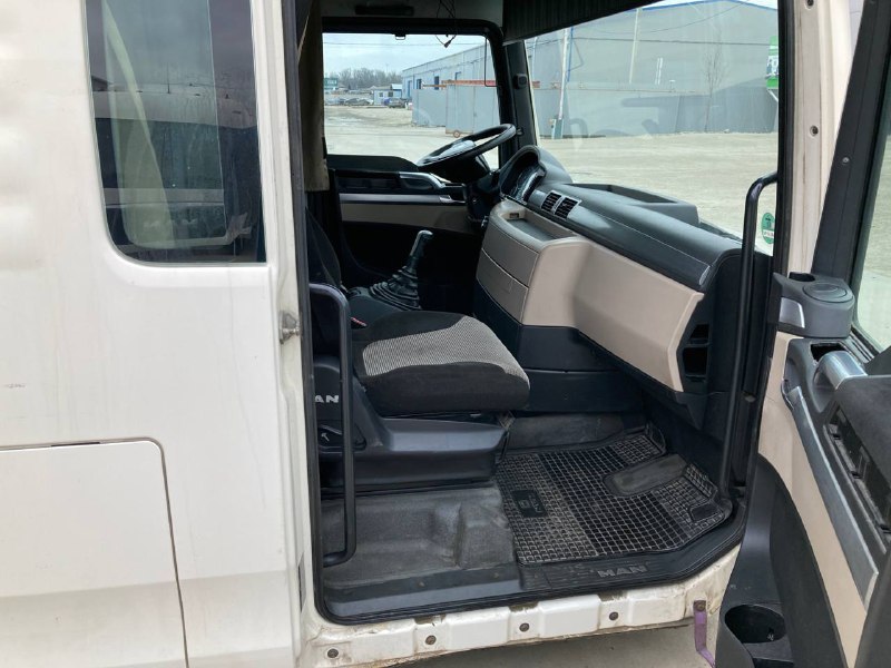 Кабина MAN TGX