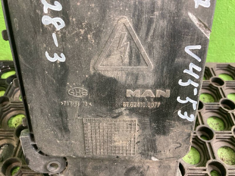 Крышка электропроводки MAN TGA