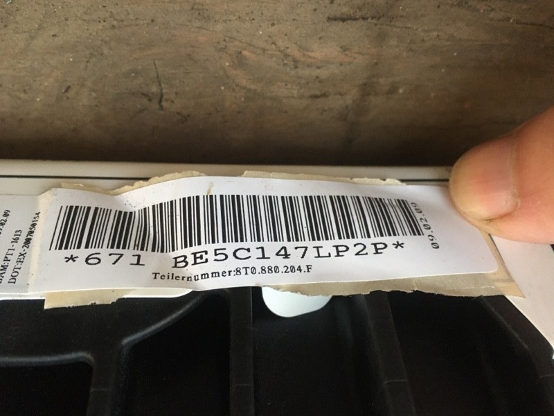 Подушка безопасности пассажирская на Audi A4 B8 / Ауди А4 Б8 2007-2015г. Оригинал. В отличном состоянии. Без дефектов. Контрактная запчасть из Японии. Отправим в регионы ТК.