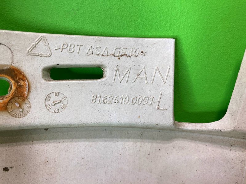 Дефлектор кабины MAN TGA