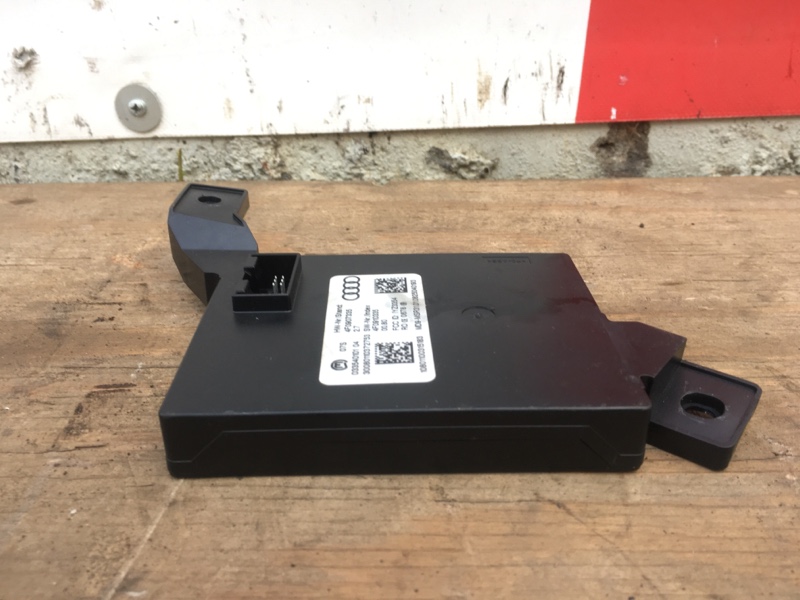 Блок управления бесключевым доступом Kessy на Audi A6 C6 4F / Ауди А6 С6 2006-2012г. Оригинал. В отличном состоянии. Рабочий. Контрактная запчасть из Японии. Гарантия на проверку. Отправим в регионы ТК