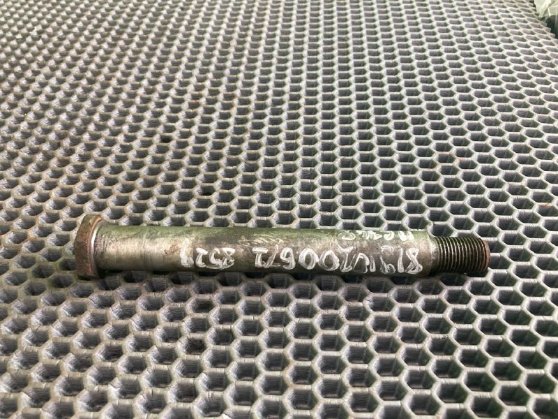 Болт MAN TGX
