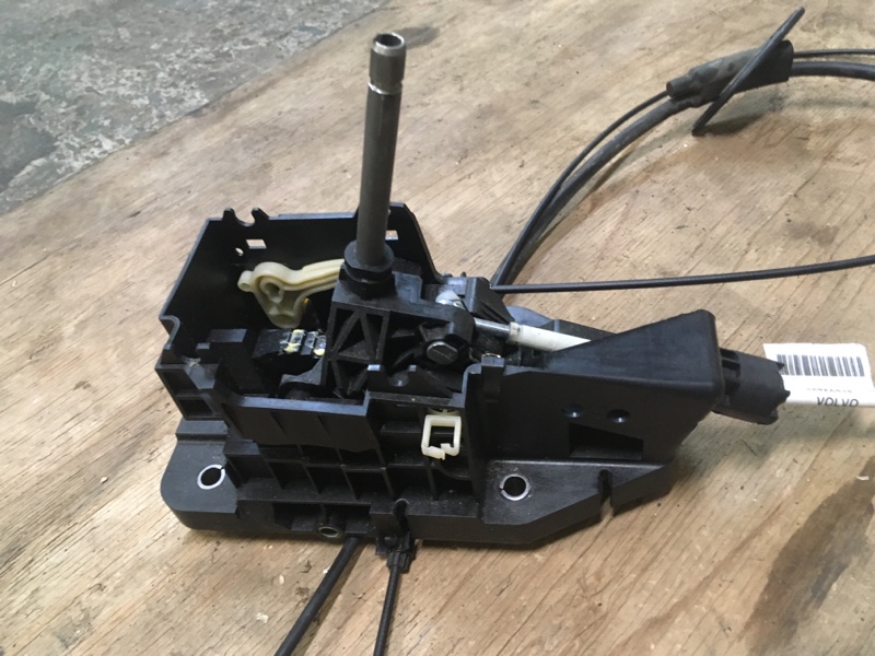 Кулиса АКПП на Volvo S60 I / Вольво C60 1 поколение 2000-2009г. Оригинал.