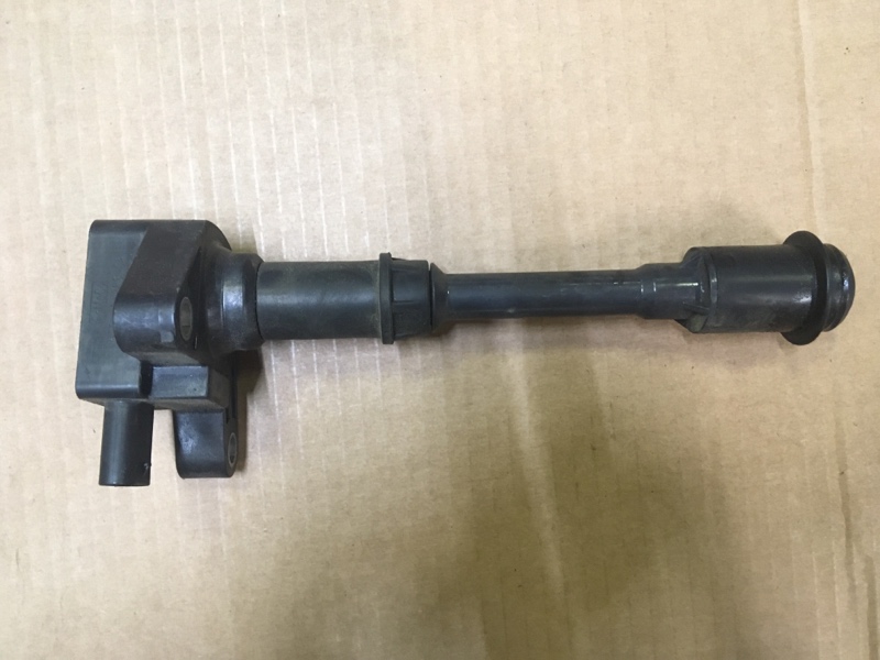 Катушка зажигания B4164T 1.6 Turbo на Volvo S60 II / Вольво 60 С60 2 поколение 2010-2018г.\nОригинал.\nВ отличном состоянии. Рабочая.\nС двигателя B4164T 1.6 литра бензин турбо.\nГарантия на установку и проверку. Контрактная запчасть из Японии. Отправим в
