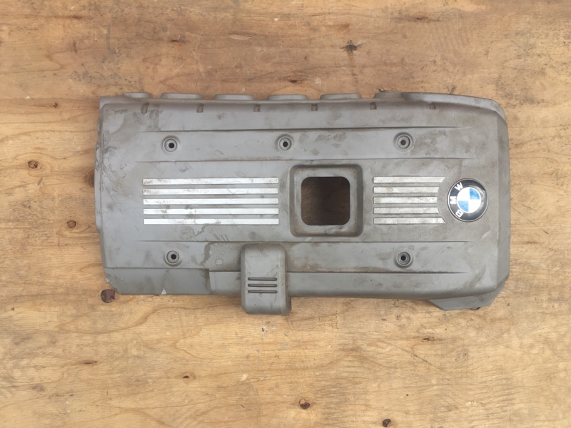 Накладка на двигатель декоративная БМВ Е60 Е61 / BMW 5 Е60 Е61 2003-2009г.