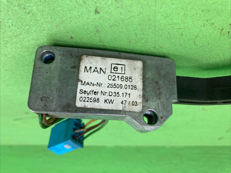 Переключатель MAN TGX
