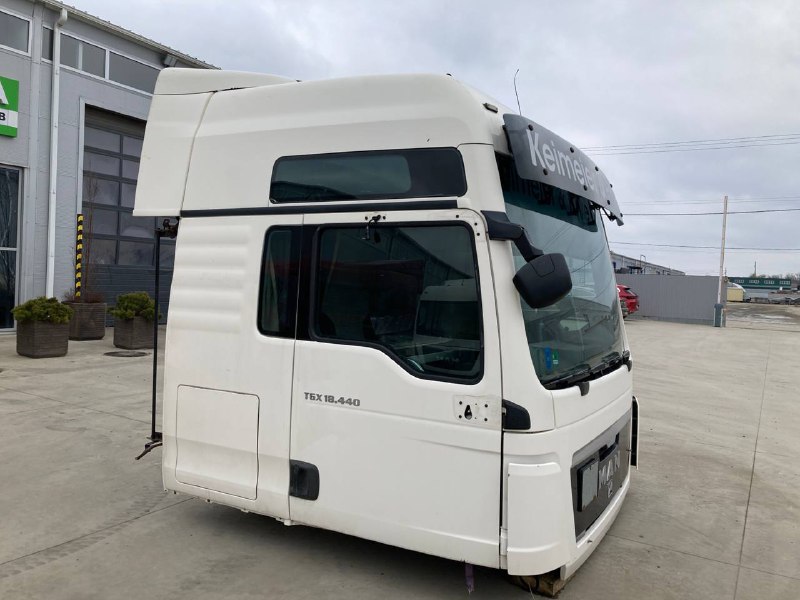 Кабина MAN TGX