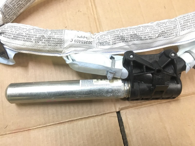 Подушка безопасности AIR BAG / AIRBAG боковая шторка правая на Audi A6 C6 4F / Ауди А6 С6 2006-2012г.\nОригинал.\nВ отличном состоянии. Целая. Без дефектов.\nКонтрактная запчасть из Японии. Отправим в регионы ТК.\nПрименимость:\nAudi A6 [C6 4F] 2004-2011\