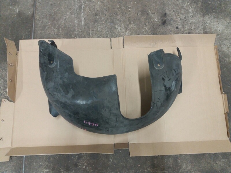 Локер подкрылок задний левый на BMW X3 E83 / BMW Х3 Е83 2004-2010г.\nОригинал.\nВ отличном состоянии.\nБез дефектов. Все крепления целые.\nКонтрактная запчасть из Японии. Отправим в регионы ТК.