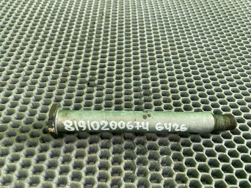 Болт MAN TGS