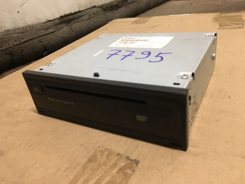 Блок модуль управления системы навигации / проигрыватель Aisin CD DVD / navigation system на Audi A6 C6 4F / Ауди А6 С6 2006-2012г.\nОригинал.\nВ отличном состоянии. Рабочий.\nКонтрактная запчасть из Японии. Гарантия на проверку. Отправим в регионы ТК.