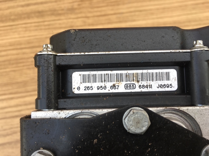 Блок ABS (насос) на БМВ 5 Е60 Е61 / BMW 5 Е60 Е61 2003-2009г. Оригинал. В отличном состоянии. Без дефектов. Контрактная запчасть из Японии. Без пробега по РФ. Отправим в регионы ТК.