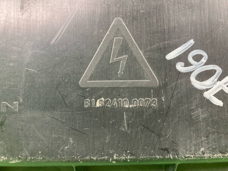 Крышка электропроводки MAN TGA