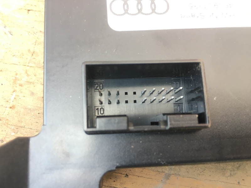 Блок управления бесключевым доступом Kessy на Audi A6 C6 4F / Ауди А6 С6 2006-2012г. Оригинал. В отличном состоянии. Рабочий. Контрактная запчасть из Японии. Гарантия на проверку. Отправим в регионы ТК