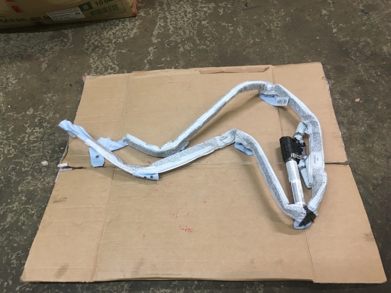 Подушка безопасности AIR BAG / AIRBAG боковая шторка правая на Audi A6 C6 4F / Ауди А6 С6 2006-2012г.\nОригинал.\nВ отличном состоянии. Целая. Без дефектов.\nКонтрактная запчасть из Японии. Отправим в регионы ТК.\nПрименимость:\nAudi A6 [C6 4F] 2004-2011\