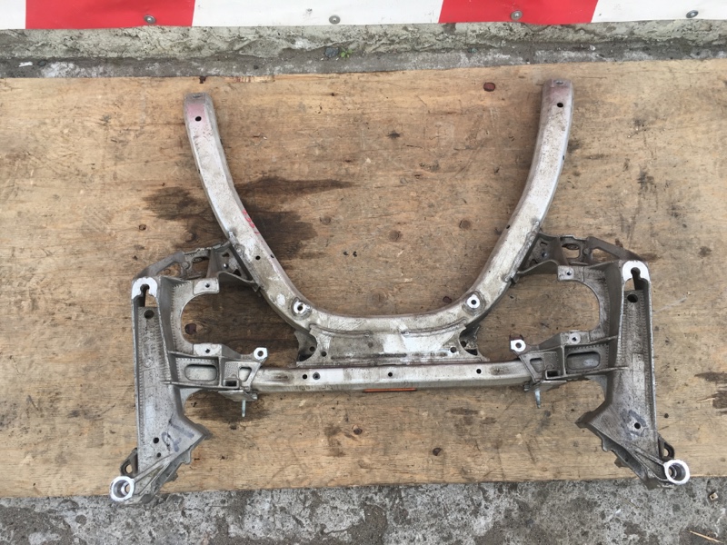 Балка передняя подмоторная БМВ Е60 Е61 / BMW 5 Е60 Е61 2003-2009г.