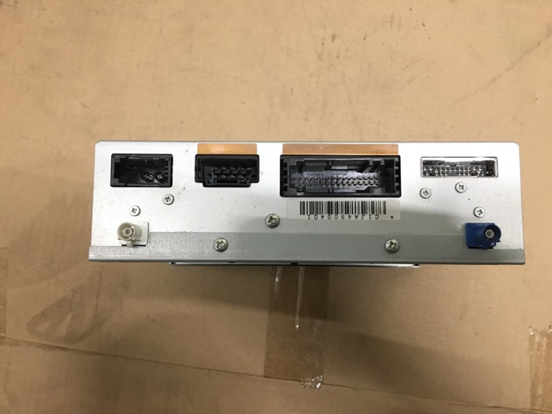 Блок модуль управления системы навигации / проигрыватель Aisin CD DVD / navigation system на Audi A6 C6 4F / Ауди А6 С6 2006-2012г.\nОригинал.\nВ отличном состоянии. Рабочий.\nКонтрактная запчасть из Японии. Гарантия на проверку. Отправим в регионы ТК.