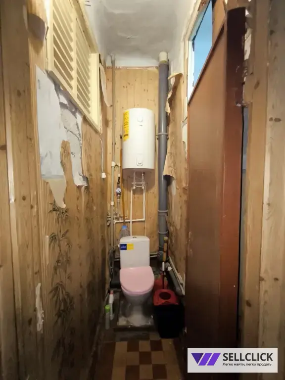 Продается просторная 3-комнатная «сталинка» на Ильичёвском проспекте