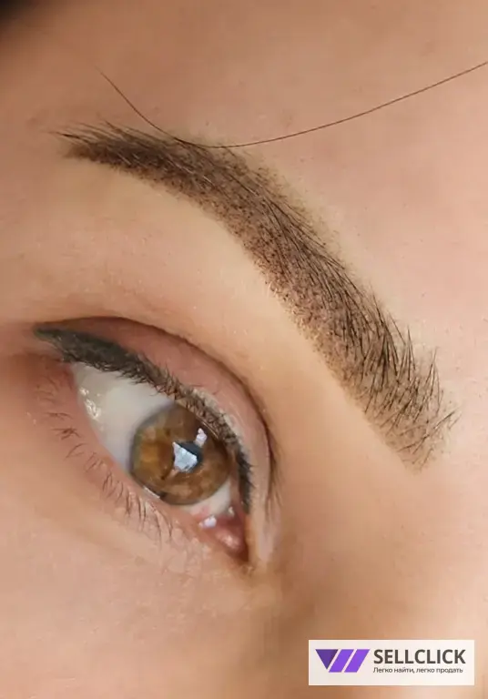 Перманентный макияж бровей