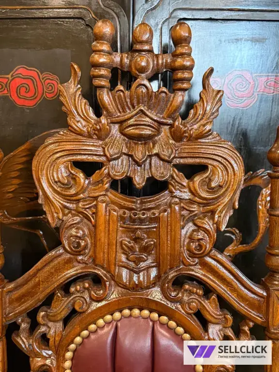 Кресло. Трон. Мебель ренессанс. Массив. Винтаж