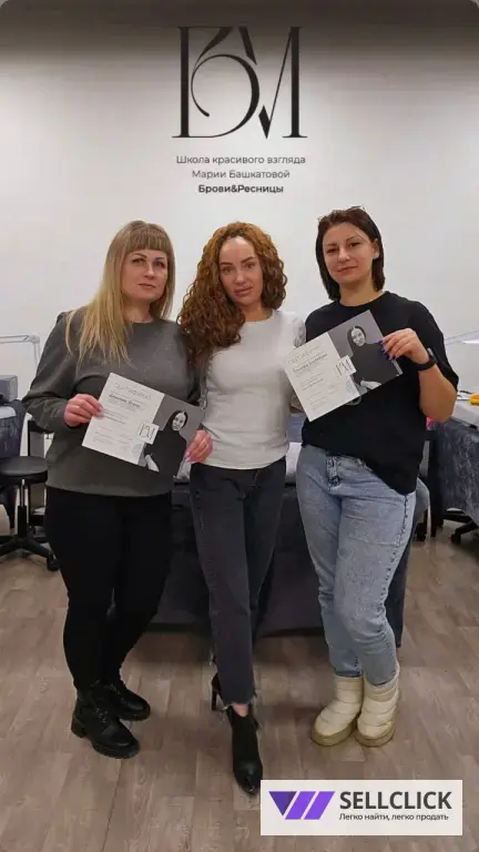 ОБУЧЕНИЕ МАСТЕРОВ САЛОНОВ КРАСОТЫ Наращивание ресниц классика + 2D