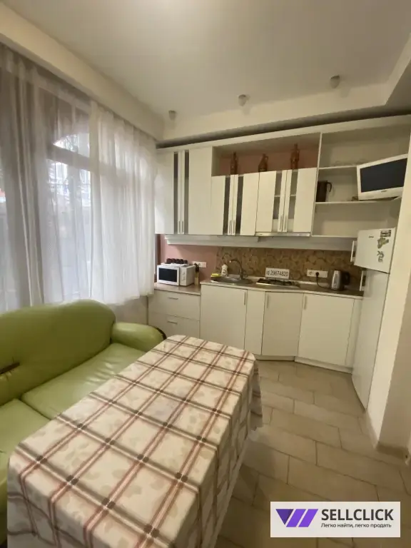 Коттедж на первой линии в Ялте