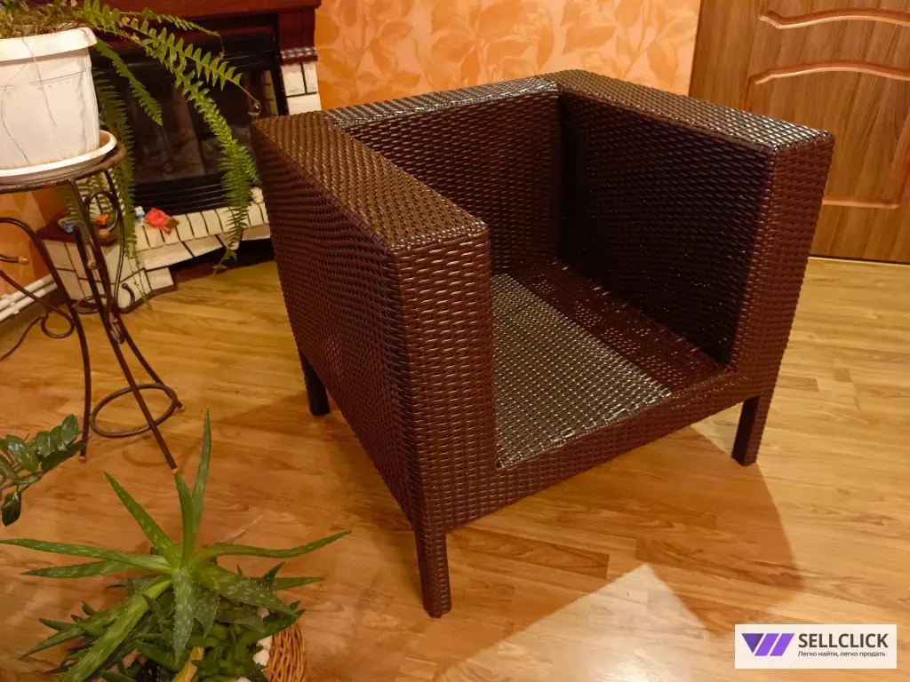 кресло Марко. ....