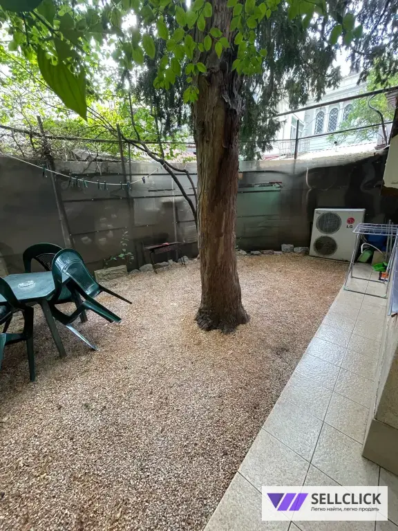 Коттедж на первой линии в Ялте