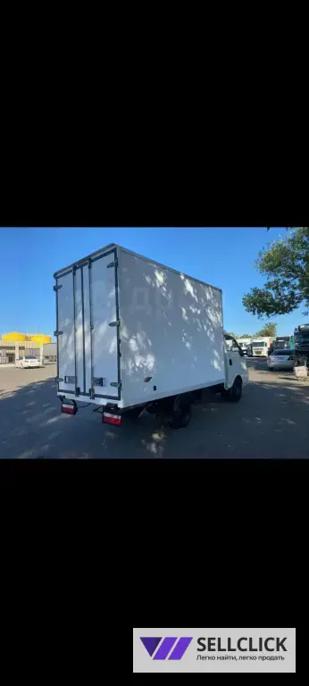 промтоварный фургон