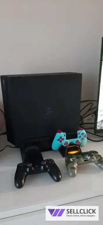Игровая приставка ps4 pro 1тб