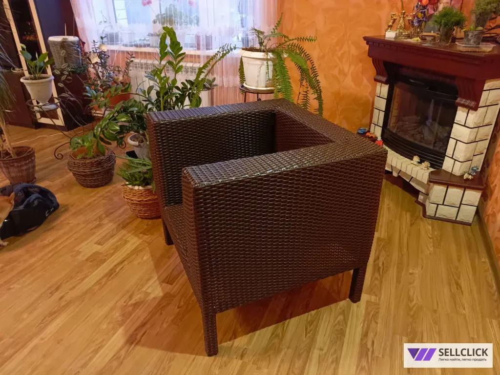 кресло Марко. ....