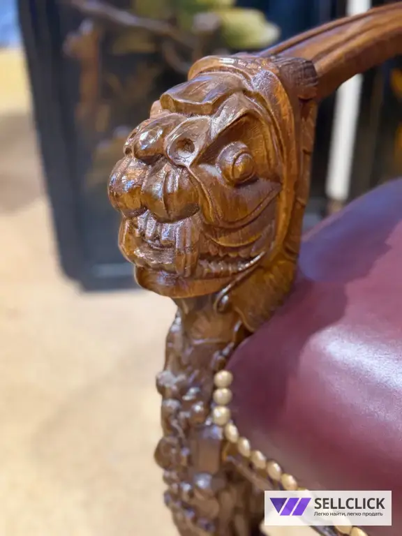 Кресло. Трон. Мебель ренессанс. Массив. Винтаж